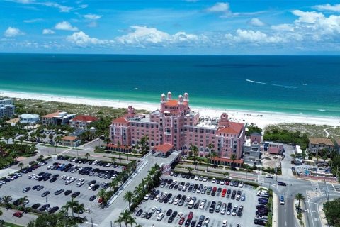 Condominio en venta en Saint Petersburg, Florida, 2 dormitorios, 77.11 m2 № 1343228 - foto 16