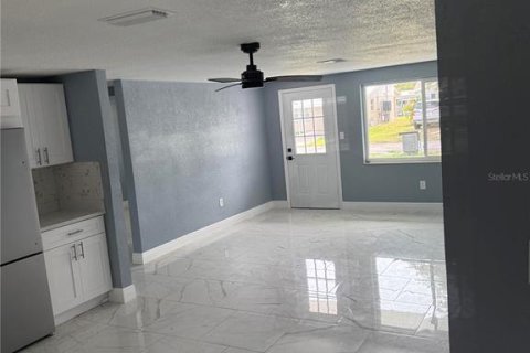 House in Hudson, Florida 2 bedrooms, 93.37 sq.m. № 1759374 - photo 8