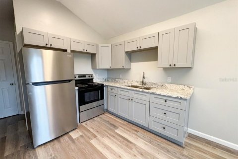 Casa en alquiler en Winter Haven, Florida, 1 dormitorio, 26.76 m2 № 2099993 - foto 6