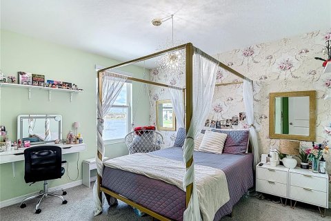 Villa ou maison à vendre à Zephyrhills, Floride: 5 chambres, 242.01 m2 № 2206483 - photo 21