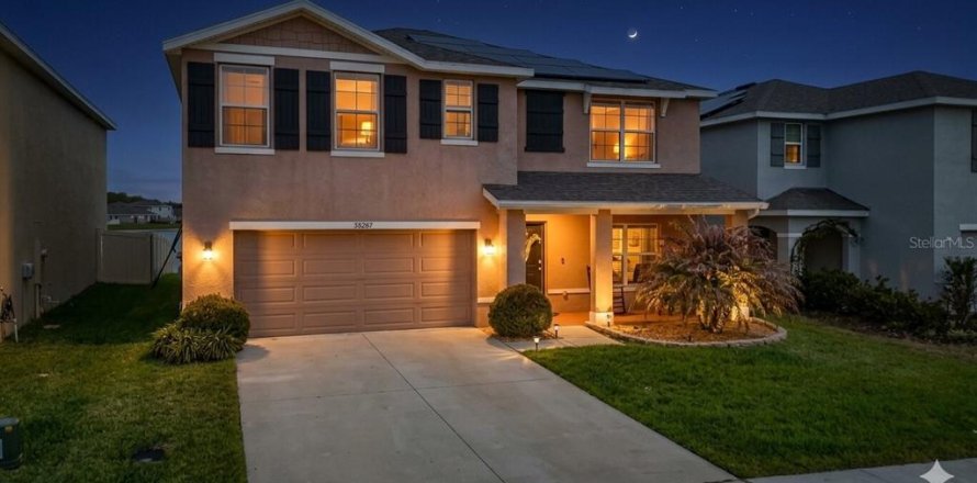 Villa ou maison à Zephyrhills, Floride 5 chambres, 242.01 m2 № 2206483