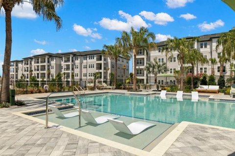 Apartamento en alquiler en Davenport, Florida, 3 dormitorios, 117.15 m2 № 1718052 - foto 2