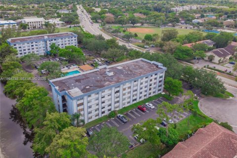 Copropriété à vendre à Coral Springs, Floride: 1 chambre, 56.3 m2 № 2028186 - photo 26