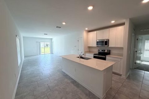 Villa ou maison à louer à Davenport, Floride: 3 chambres, 133.04 m2 № 2416913 - photo 3