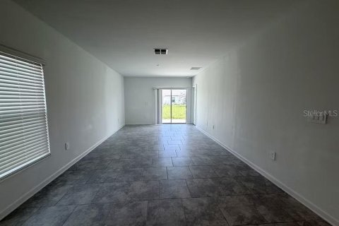Villa ou maison à louer à Davenport, Floride: 3 chambres, 133.04 m2 № 2416913 - photo 7