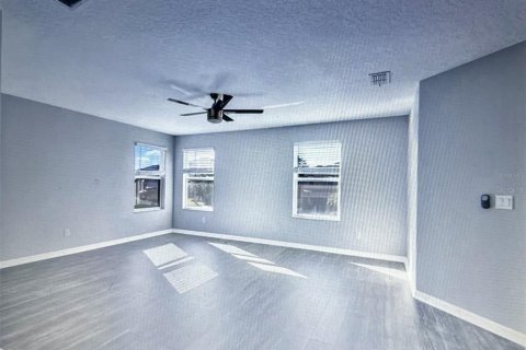 Villa ou maison à vendre à Davenport, Floride: 4 chambres, 261.06 m2 № 2136092 - photo 9