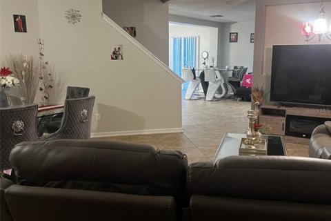 Villa ou maison à vendre à Davenport, Floride: 4 chambres, 261.06 m2 № 2136092 - photo 4