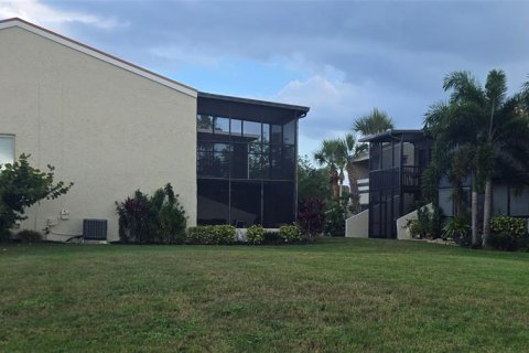 Copropriété à vendre à Tampa, Floride: 2 chambres, 125.6 m2 № 2134344 - photo 18