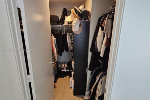 Copropriété à vendre à Miami, Floride: 2 chambres, 127.09 m2 № 2003258 - photo 18