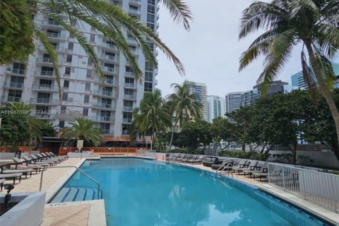 Copropriété à vendre à Miami, Floride: 2 chambres, 127.09 m2 № 2003258 - photo 24