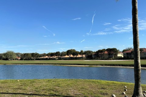 Casa en alquiler en Boynton Beach, Florida, 4 dormitorios, 240.25 m2 № 1038195 - foto 1