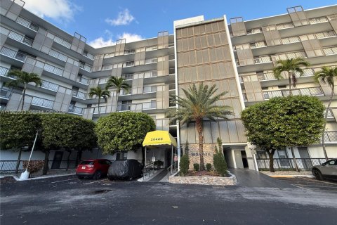 Кондоминиум с 2 спальнями в Авентура, Флорида № 2044805