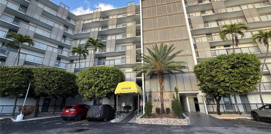 Кондоминиум с 2 спальнями в Авентура, Флорида № 2044805