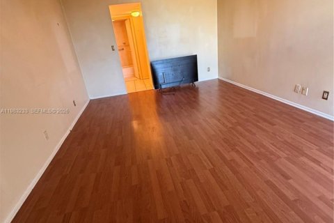 Купить кондоминиум в Авентура, Флорида 2 спальни, 92.34м2, № 2044805 - фото 6