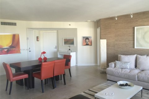 Condo in Aventura, Florida, 2 bedrooms  № 1862245 - photo 9
