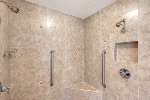 House in Bradenton, Florida 3 bedrooms, 294.96 sq.m. № 2342651 - photo 26
