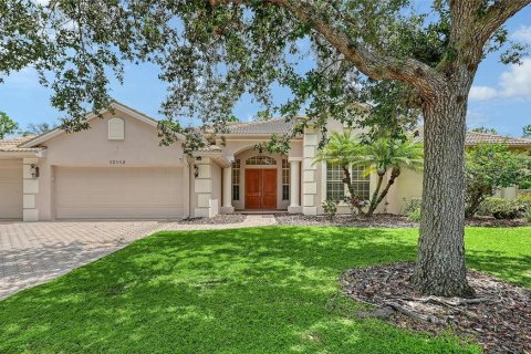 House in Bradenton, Florida 3 bedrooms, 294.96 sq.m. № 2342651 - photo 2
