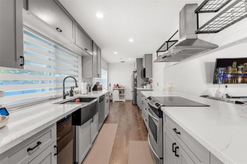 Casa en venta en Homestead, Florida, 3 dormitorios, 128.95 m2 № 2001793 - foto 10