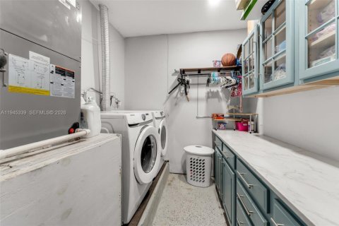 Casa en venta en Homestead, Florida, 3 dormitorios, 128.95 m2 № 2001793 - foto 24