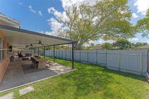 Casa en venta en Homestead, Florida, 3 dormitorios, 128.95 m2 № 2001793 - foto 26