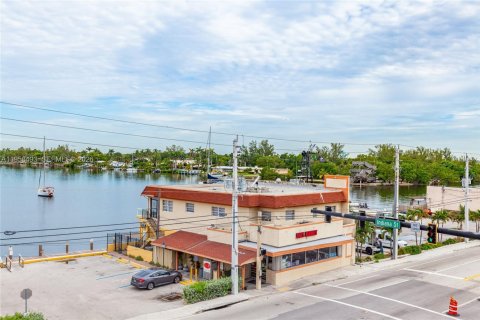 Condominio en venta en Hollywood, Florida, 1 dormitorio № 2020787 - foto 27