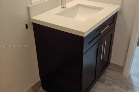 Copropriété à vendre à Cutler Bay, Floride: 2 chambres, 103.4 m2 № 2090322 - photo 25