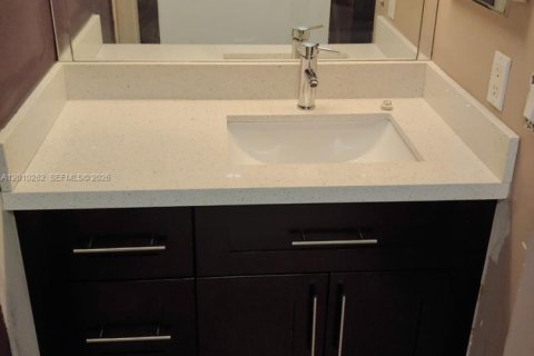 Copropriété à vendre à Cutler Bay, Floride: 2 chambres, 103.4 m2 № 2090322 - photo 15
