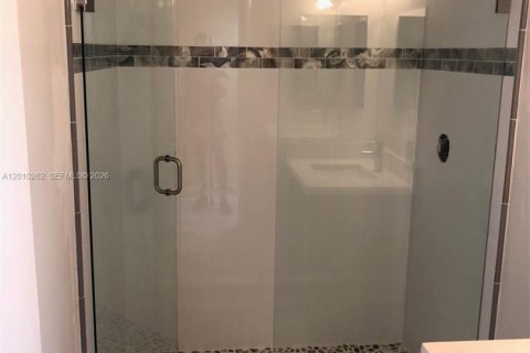 Copropriété à vendre à Cutler Bay, Floride: 2 chambres, 103.4 m2 № 2090322 - photo 2