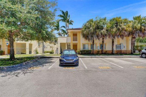 Condo in Davie, Florida, 2 bedrooms  № 1727710 - photo 25