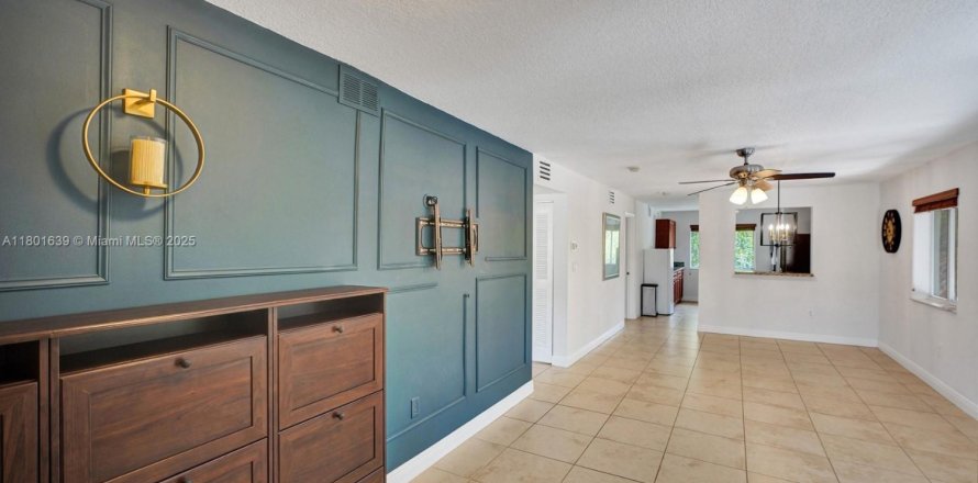 Condo in Davie, Florida, 2 bedrooms  № 1727710