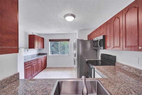 Condo in Davie, Florida, 2 bedrooms  № 1727710 - photo 12
