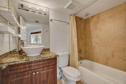 Condo in Davie, Florida, 2 bedrooms  № 1727710 - photo 22