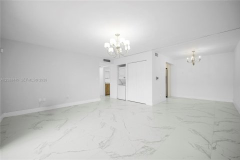 Copropriété à louer à Miami Lakes, Floride: 2 chambres, 75.81 m2 № 2366444 - photo 3