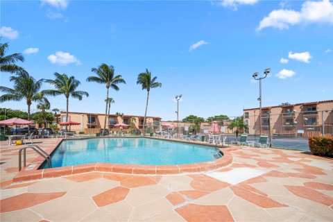 Copropriété à louer à Miami Lakes, Floride: 2 chambres, 75.81 m2 № 2366444 - photo 20
