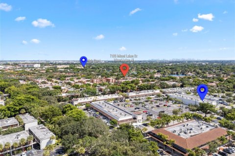 Copropriété à louer à Miami Lakes, Floride: 2 chambres, 75.81 m2 № 2366444 - photo 21