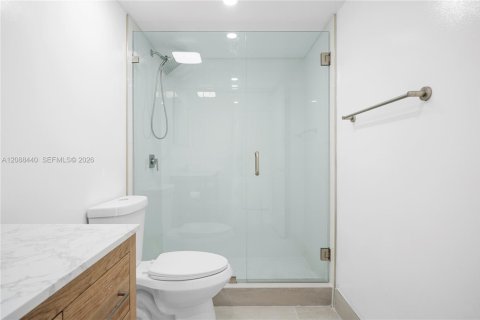Copropriété à louer à Miami Lakes, Floride: 2 chambres, 75.81 m2 № 2366444 - photo 8