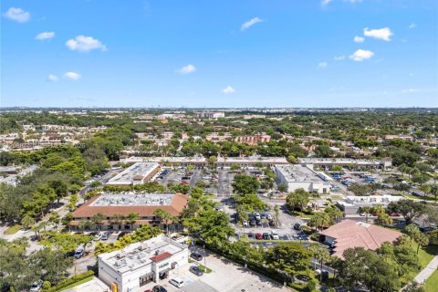 Copropriété à louer à Miami Lakes, Floride: 2 chambres, 75.81 m2 № 2366444 - photo 26