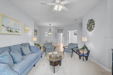 House in Venice, Florida 3 bedrooms, 141.3 sq.m. № 2157405 - photo 28