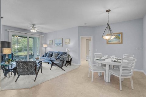 House in Venice, Florida 3 bedrooms, 141.3 sq.m. № 2157405 - photo 5