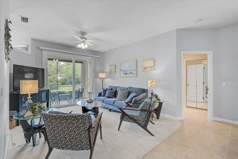 House in Venice, Florida 3 bedrooms, 141.3 sq.m. № 2157405 - photo 8