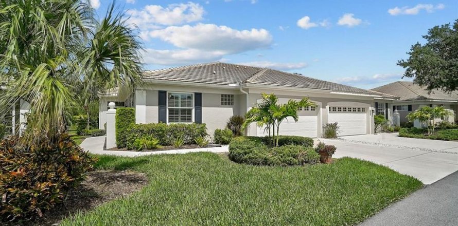 House in Venice, Florida 3 bedrooms, 141.3 sq.m. № 2157405