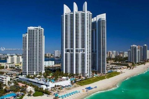 Hôtel, hôtellerie à Sunny Isles Beach, Floride 51.19 m2 № 2086635