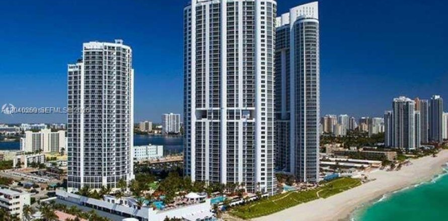 Hôtel, hôtellerie à Sunny Isles Beach, Floride 51.19 m2 № 2086635