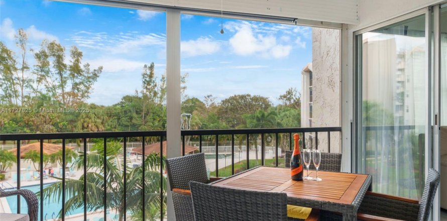 Condo à Lauderhill, Floride, 2 chambres № 1934265
