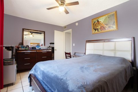 Купить кондоминиум в Майами, Флорида 2 спальни, 67.17м2, № 2049627 - фото 10