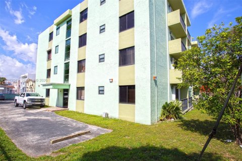 Купить кондоминиум в Майами, Флорида 2 спальни, 67.17м2, № 2049627 - фото 30