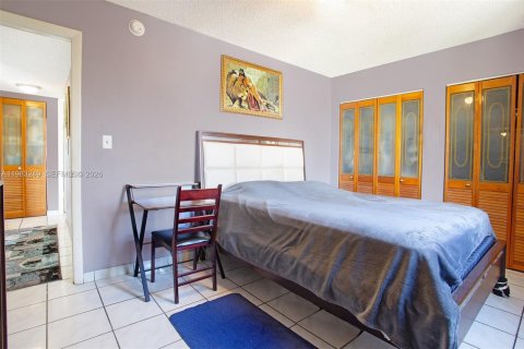 Купить кондоминиум в Майами, Флорида 2 спальни, 67.17м2, № 2049627 - фото 9