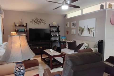 Condo in Clearwater, Florida, 1 bedroom  № 1876963 - photo 6