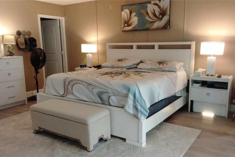Condo in Clearwater, Florida, 1 bedroom  № 1876963 - photo 14