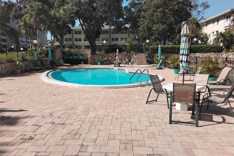 Condo in Clearwater, Florida, 1 bedroom  № 1876963 - photo 21